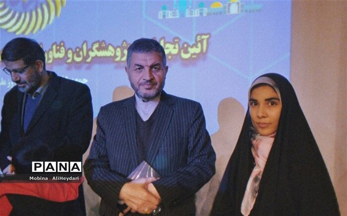 شرط کنشگری دانش‌آموز در جامعه اشرافیت به موضوعات است