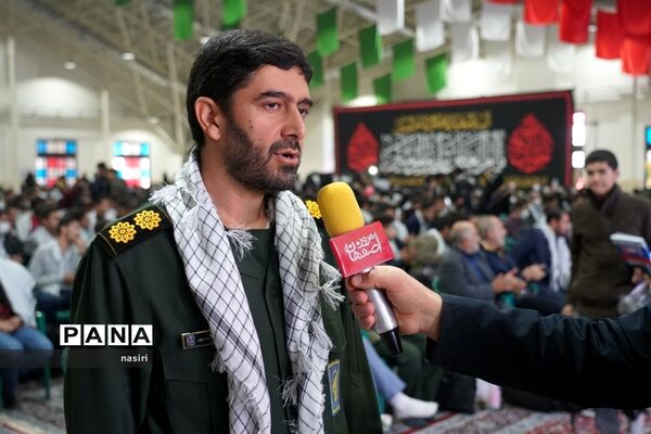 مجمع فرماندهان پیشگام بسیج دانش‌آموزی اصفهان در گلزار شهدا