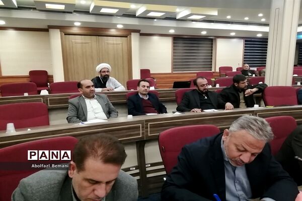 نشست رابطین کمیته‌های همکاری حوزه و آموزش و پرورش در قم