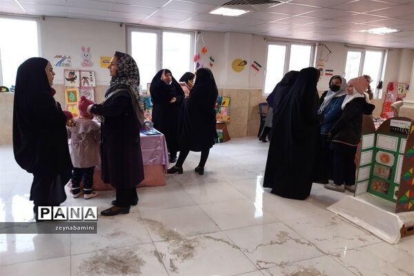 برگزاری نمایشگاه دست‌سازه‌های پژوهشی در منطقه کهریزک