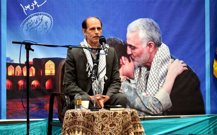 فکر و اندیشه در راستای اعتلای ارزش‌های دینی دانش‌آموزان شکل گیرد