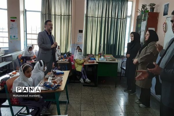 برگزاری جشن یلدایی با دانش‌آموزان مدرسه نرجس ناحیه دو ساری