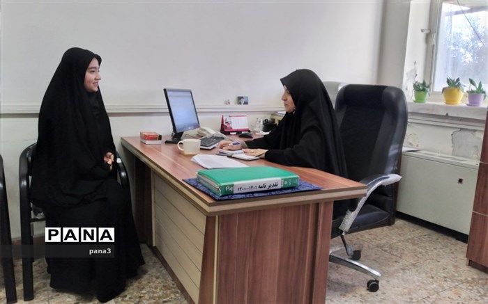 حضور فعال دانش آموزان منطقه 3 در مسابقات قرآن و عترت