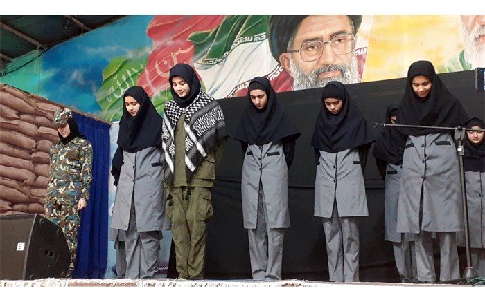 اردوی یک روزه  دانش‌آموزان شرکت‌کننده در جشنواره مدرسه‌ای یازده کلاس یازده سرود در استان اصفهان /فیلم