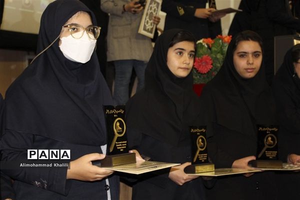 آئین تجلیل از دانش‌آموزان پژوهشگر در استان فارس