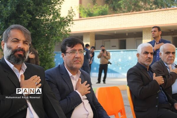 استقبال از شهید گمنام در مدرسه شاهد  شهید مطهری بوشهر