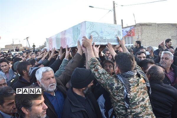 استقبال از دو شهید گمنام  دفاع مقدس در بهاباد