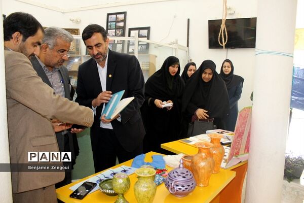 نمایشگاه هنرهای تجسمی در بوشهر