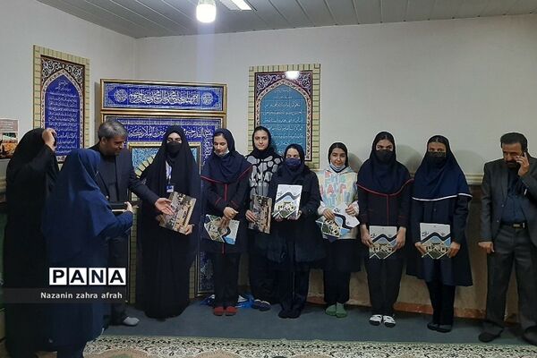 حضور صمیمی مدیرکل آموزش و پرورش شهرستان‌های استان تهران در مدرسه فرزانگان و  اندیشه رودهن