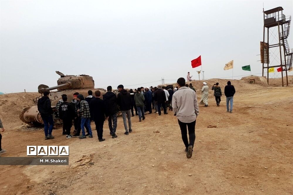 حضور دانش‌آموزان نواحی یک و چهار قم در اردوی راهیان نور