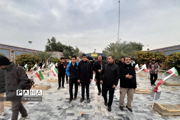 حضور دانش‌آموزان نواحی یک و چهار قم در اردوی راهیان نور