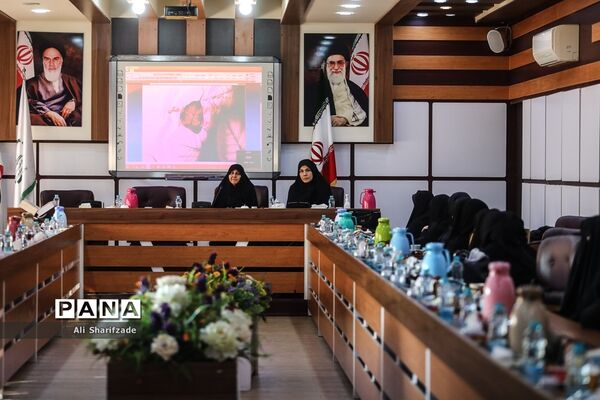 برگزاری دوره آموزشی توان افزایی زنان فرهنگی سرپرست خانوار