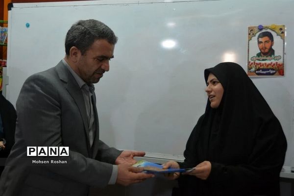 بازدید معاون وزیرآموزش و پرورش از دبستان غیردولتی ولایت بوشهر