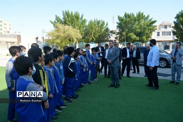 بازدید معاون وزیرآموزش و پرورش از دبستان غیردولتی ولایت بوشهر