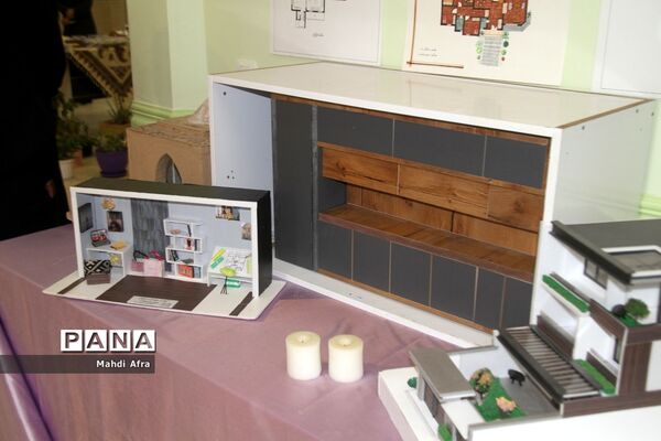 افتتاح نمایشگاه دست سازه های دانش‌آموزان هنرستان فرزانگان شهرستان بهبهان