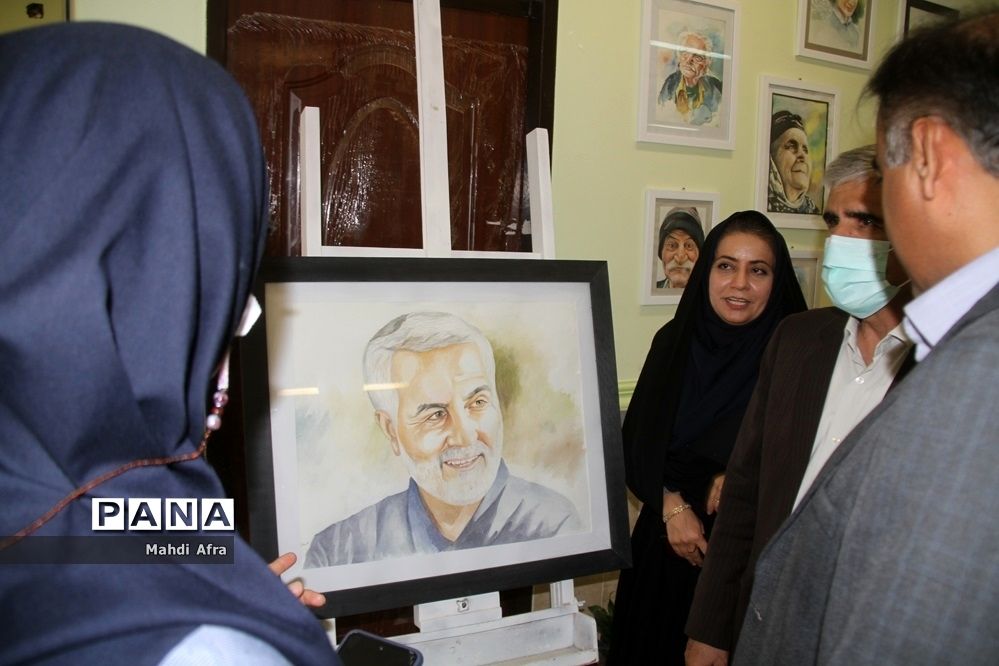 افتتاح نمایشگاه دست سازه های دانش‌آموزان هنرستان فرزانگان شهرستان بهبهان