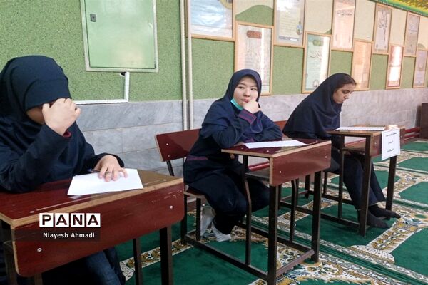 مسابقات قرآن ، نماز و عترت در دبیرستان دخترانه آزادگان