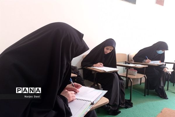 برگزاری مسابقات قرآن، عترت و نماز در کانون تربیت ناحیه ۲ مشهد