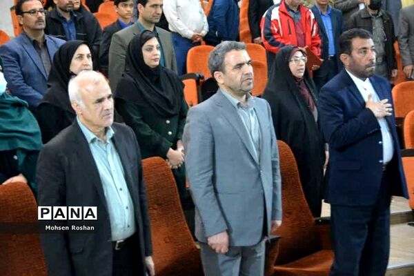 نشست شورای هماهنگی مدارس و مراکز غیر‌دولتی استان بوشهر با حضور معاون وزیر