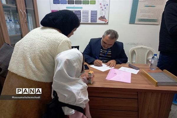 میز خدمت در محله هرندی منطقه12