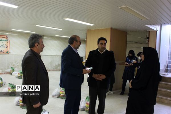 پویش یلدای فاطمی در مدارس کرمانشاه