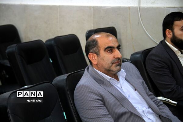 برگزاری دوره آموزشی قوانین، آئین نامه ها و مقررات تخلفات اداری ویژه مدیران مدارس بهبهان