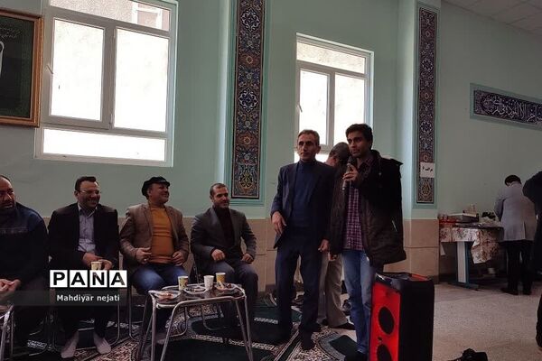 نشست هم‌دلی و همفکری همکاران فرهنگی  مقطع متوسطه دوم  آموزش و پرورش منطقه رودهن
