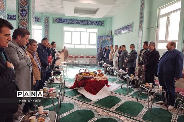 نشست هم‌دلی و همفکری همکاران فرهنگی  مقطع متوسطه دوم  آموزش و پرورش منطقه رودهن