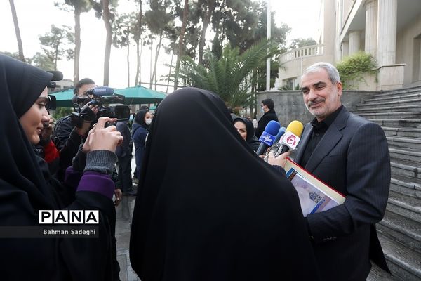 حاشیه جلسه هیات دولت