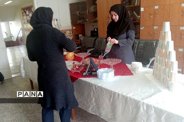 جشن آیینی  یلدا در مدارس رودهن