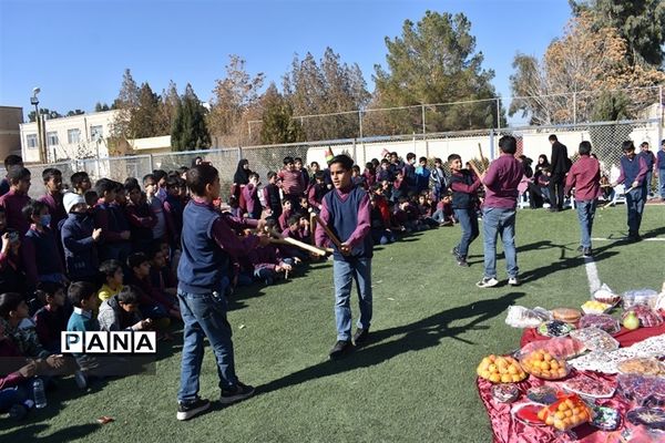 جشن یلدا در مدارس بهاباد