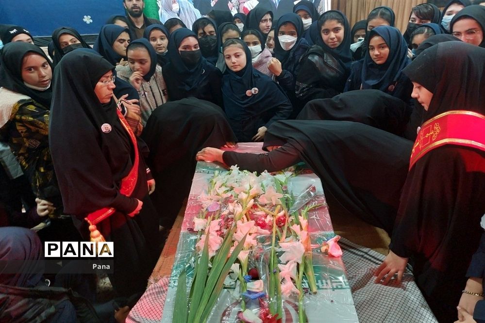 برگشته به آغوش دوست