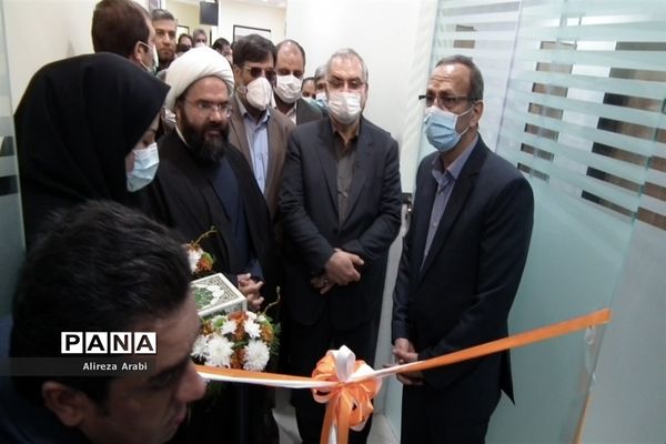 سفر وزیر بهداشت به کاشمر