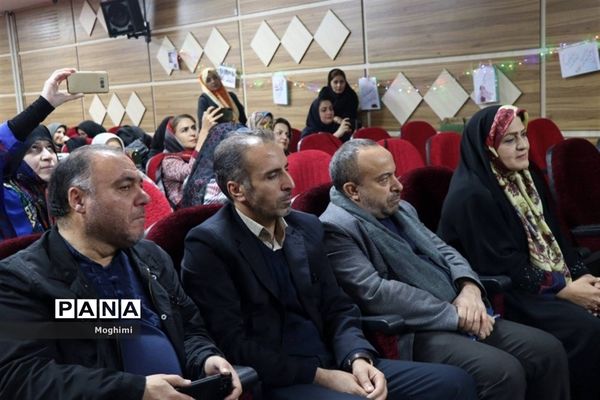 حافظ خوانی در دبیرستان هفت تیر منطقه ۱۳