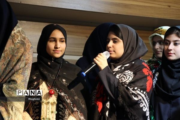 حافظ خوانی در دبیرستان هفت تیر منطقه ۱۳