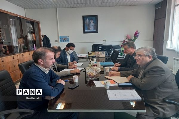 جلسه ستاد برنامه‌ریزی امتحانات مدارس راه دور بزرگسالان منطقه ۱۳