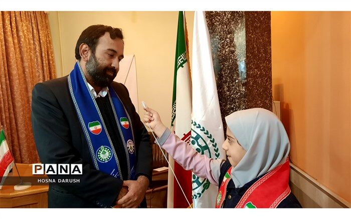 طرح مفاخر، طرحی در راستای معرفی مفاخر و مشاهیر شهر محل زندگی دانش‌آموزان