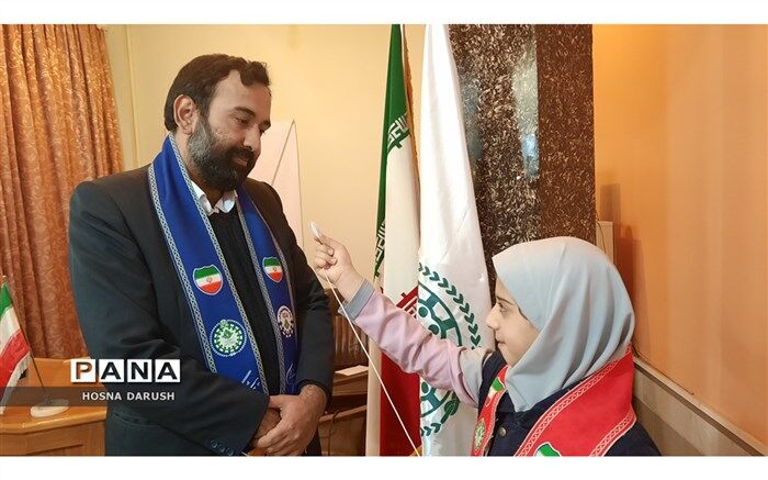 طرح مفاخر، طرحی در راستای معرفی مفاخر و مشاهیر شهر محل زندگی دانش‌آموزان
