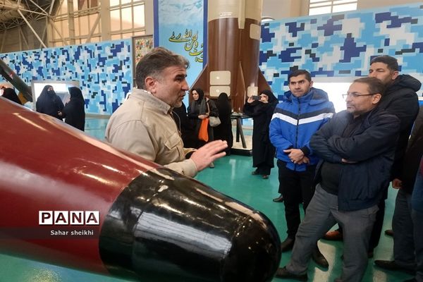 بازدید فرهنگیان و دانش‌آموزان ملارد از پارک ملی هوا و فضا