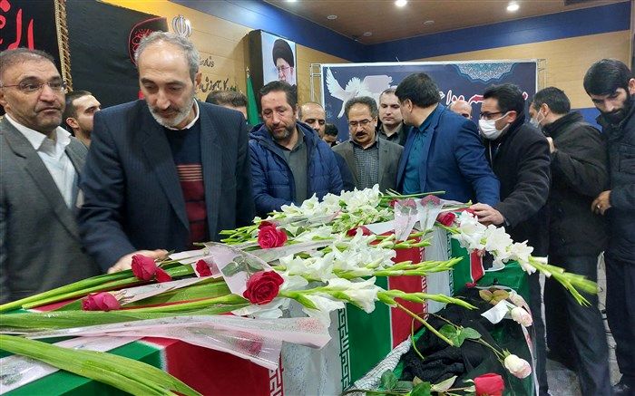 مراسم وداع فرهنگیان استان آذربایجان شرقی با شهدای گمنام برگزار شد