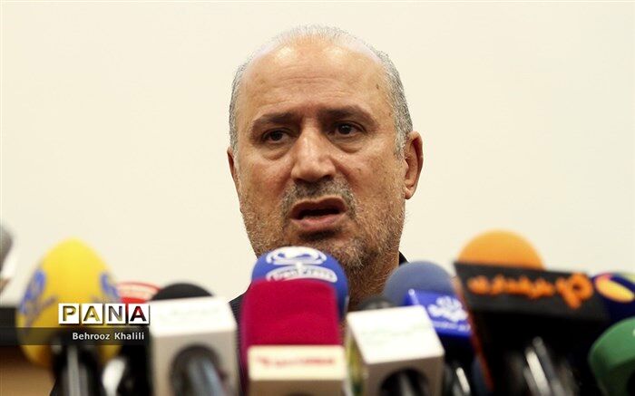 بابت برخی اتفاقات عذرخواهی می‌کنم؛‌ سرمربی تیم ملی باید در آرامش انتخاب شود