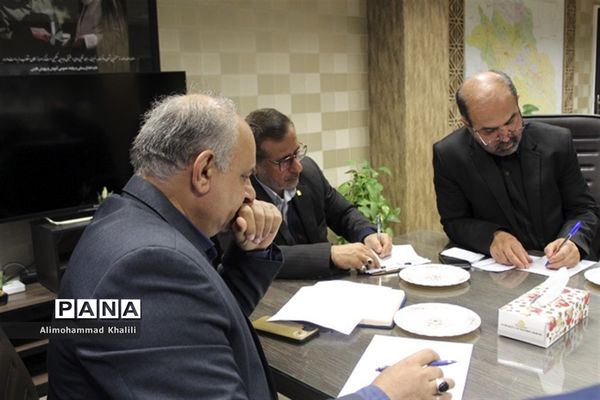 جلسه شورای برنامه ریزی سازمان دانش‌آموزی استان فارس