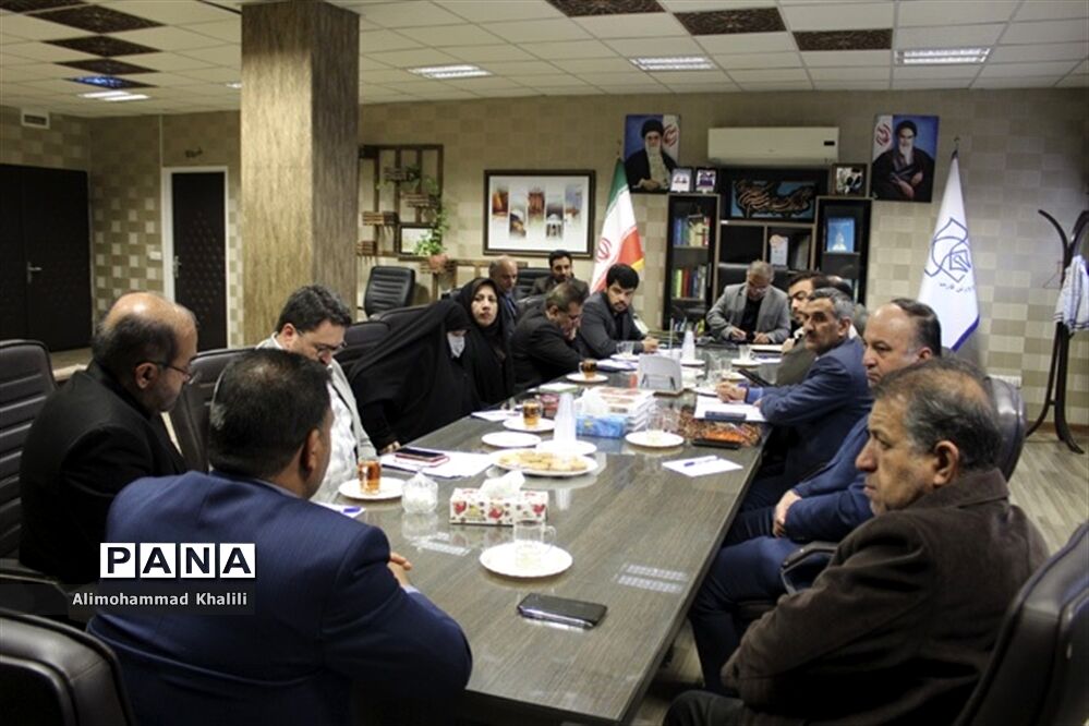 جلسه شورای برنامه ریزی سازمان دانش‌آموزی استان فارس