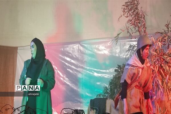 تئاتر «دعوتنامه» در کانون فاطمیه (س) منطقه کهریزک به روی صحنه رفت