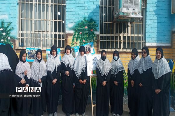 تشییع شهید گمنام در دبیرستان ام‌سلمه در ناحیه چهار مشهد مقدس