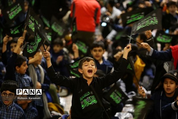 اجتماع دانش‌آموزی «نوگلان فاطمی» در حرم حضرت معصومه(س)