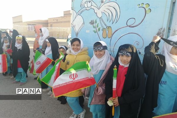 تشییع شهید گمنام در دبستان شاهد‌‌عبدالرحمن  آدمی ابرکوه