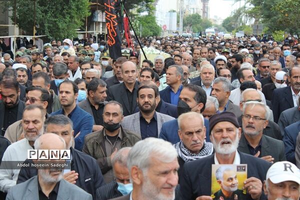 تشییع پیکر 3 شهید گمنام دفاع مقدس در بوشهر