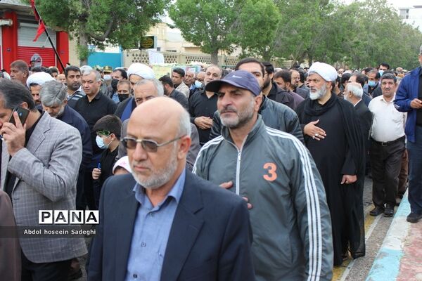 تشییع پیکر 3 شهید گمنام دفاع مقدس در بوشهر