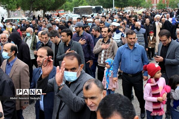 تشییع پیکر 3 شهید گمنام دفاع مقدس در بوشهر
